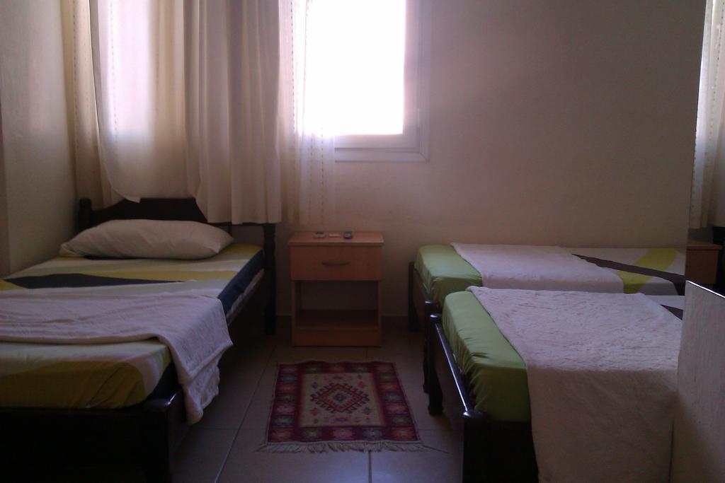Pinara Pension & Guesthouse เฟทิเย ภายนอก รูปภาพ